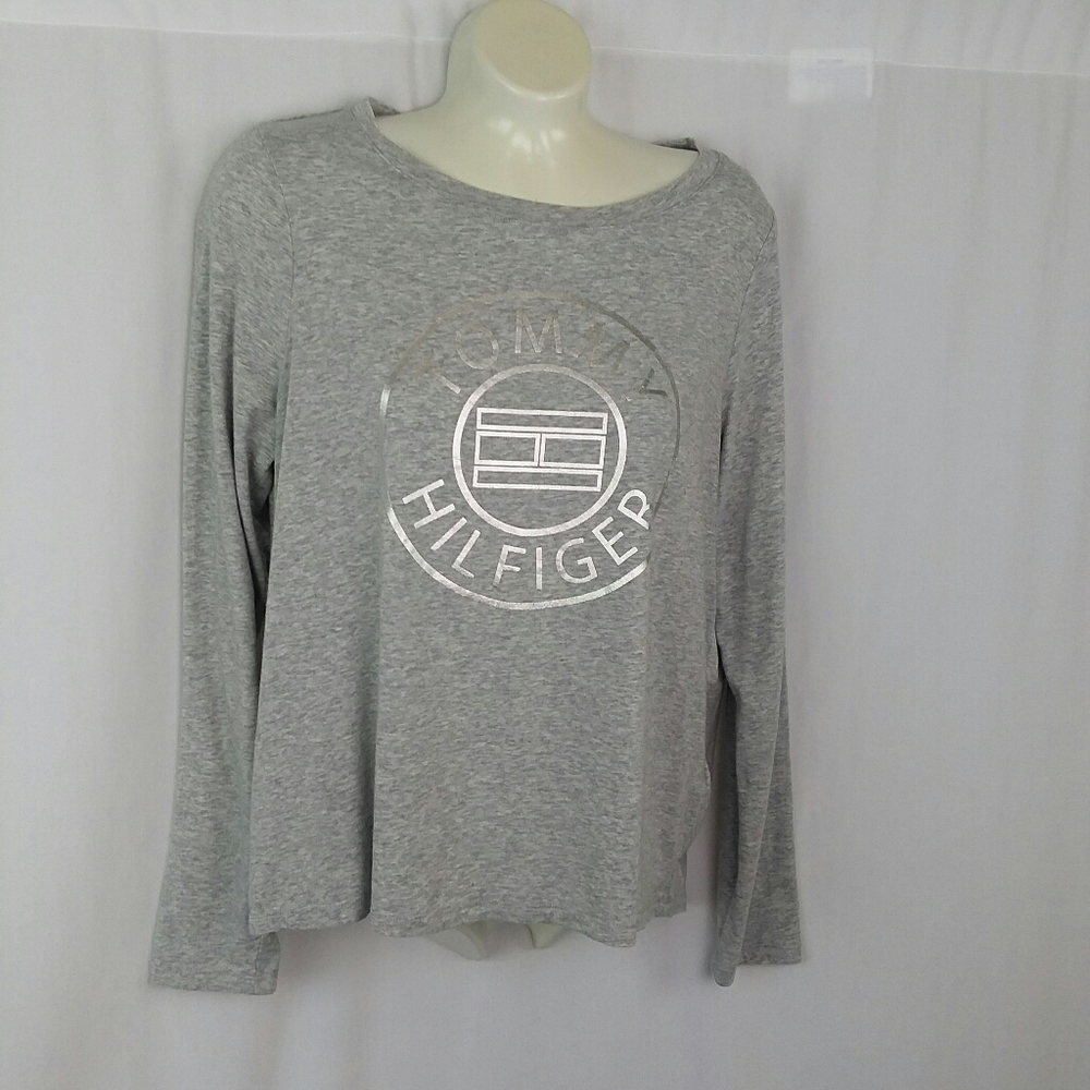 Tommy Hilfiger Long Sleeve T-Shirt, Medium, Gray/Silver Letters